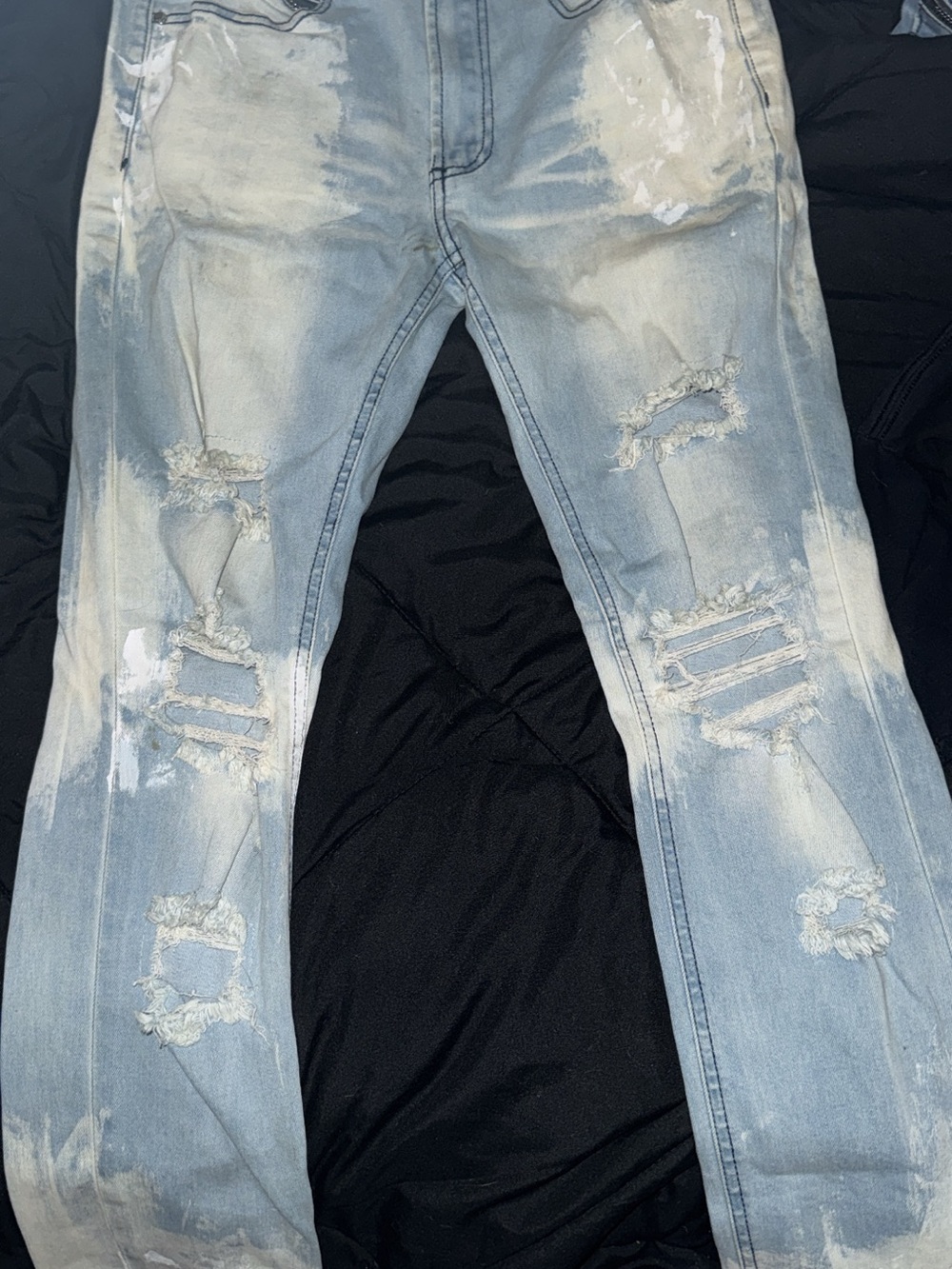 Distressed Light Blue Men’s Jeans